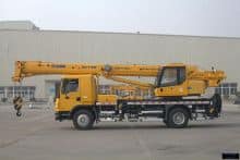 XCMG 12 ton Telescopic Crane China mini cranes XCL12L3 truck cranes for sale